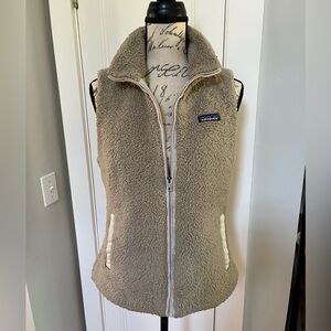 Patagonia women's Los Gatos tan vest medium